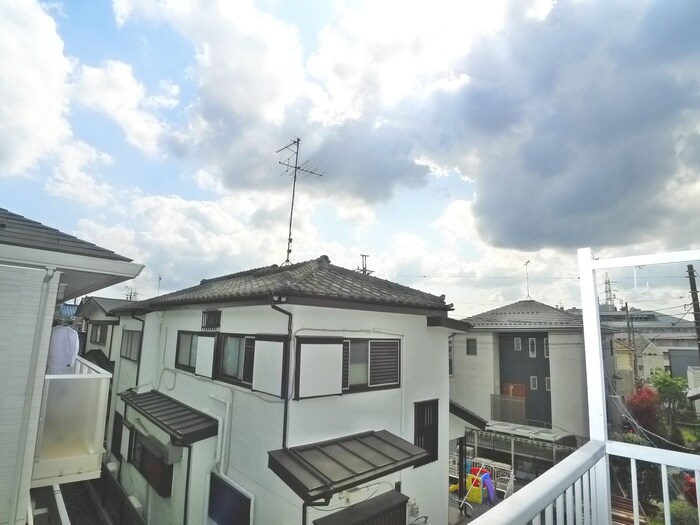 物件内観写真22　(室内からの展望)