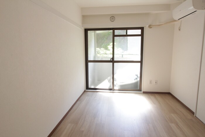 物件内観写真20　(居室)