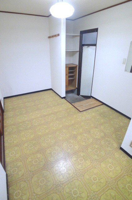 物件内観写真13　(居室)