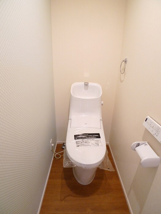 物件内観写真11　(トイレ)