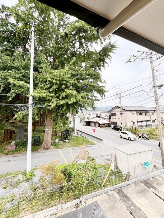 物件内観写真22　(室内からの展望)