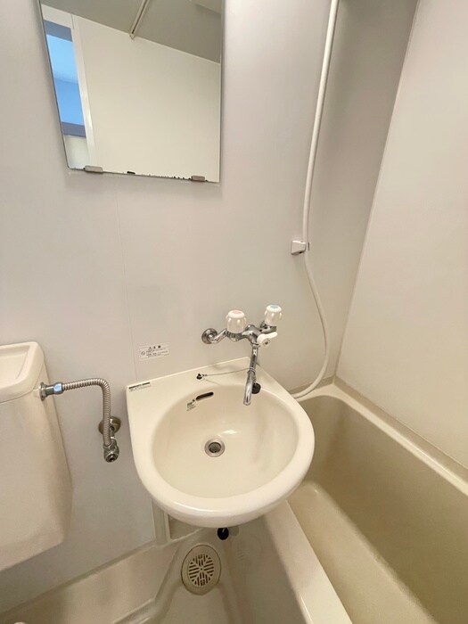 物件内観写真10　(洗面)