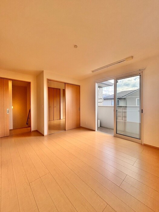 物件内観写真7　(居室)