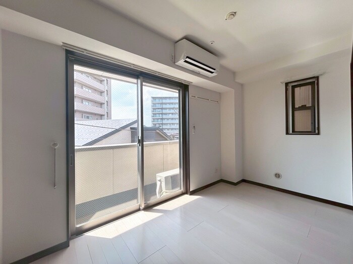 物件内観写真15　(居室)