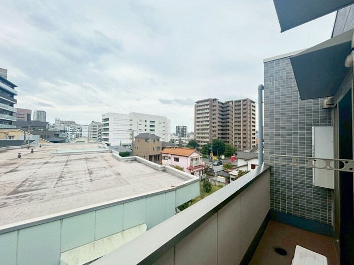 物件内観写真22　(室内からの展望)