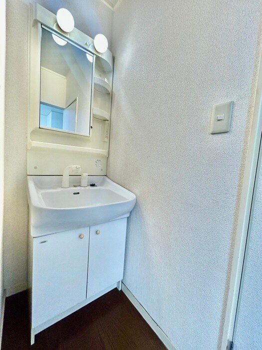 物件内観写真13　(洗面)