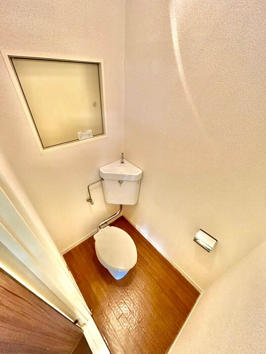 物件内観写真14　(トイレ)