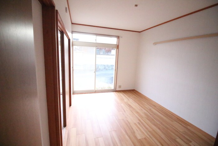 物件内観写真6　(居室)