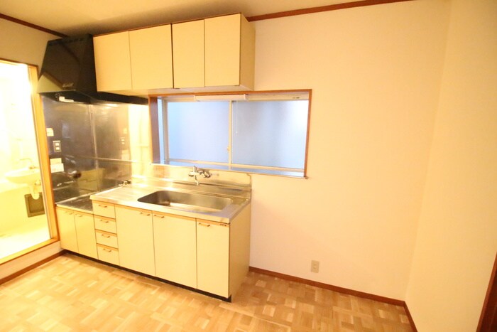 物件内観写真8　(キッチン)