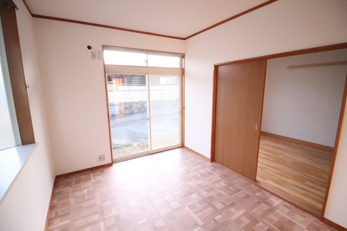 物件内観写真13　(居室)