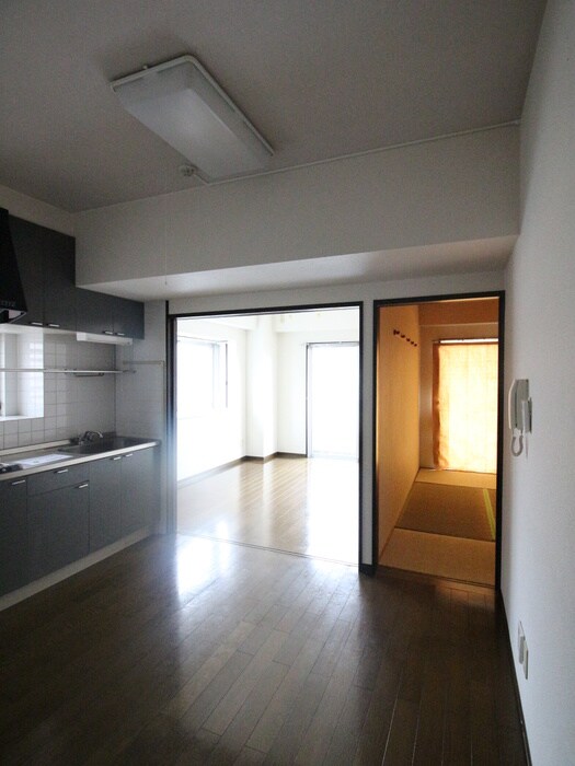 物件内観写真7　(居室)