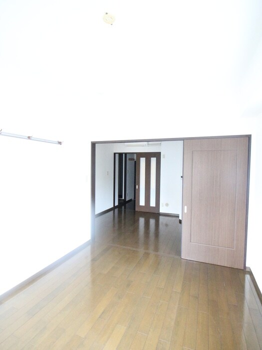 物件内観写真21　(居室)