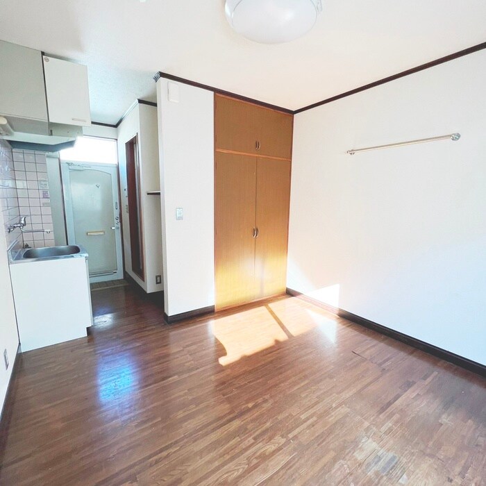 物件内観写真11　(居室)