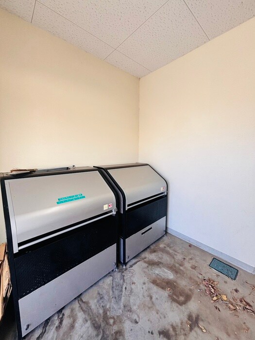 物件外観写真4　(エントランス部分)