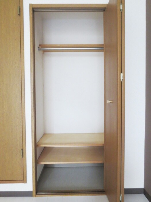 物件内観写真11　(収納)