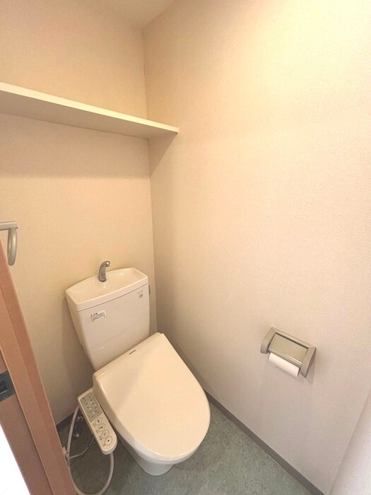 物件内観写真9　(トイレ)