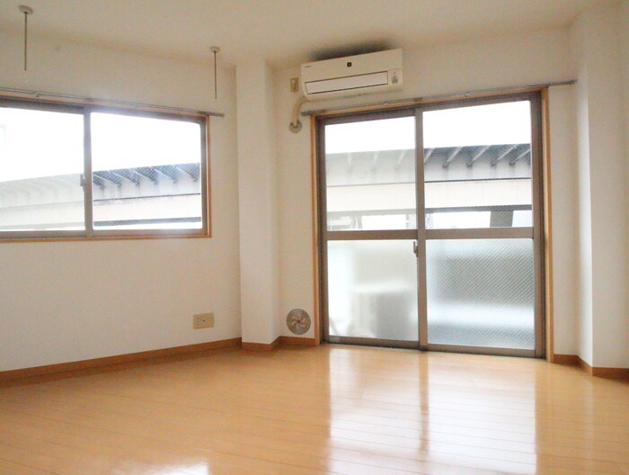 物件内観写真21　(居室)