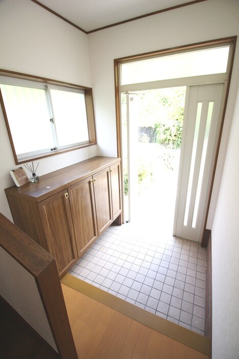 物件内観写真18　(靴箱)