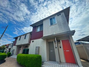 レセンテスパシオB外観写真