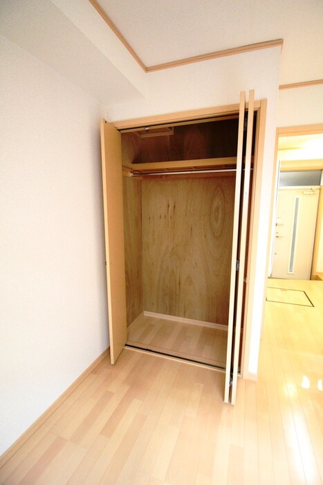 物件内観写真9　(収納)