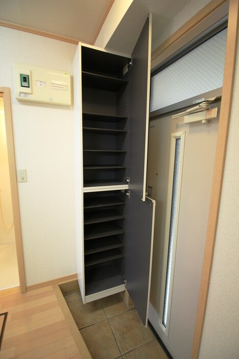 物件内観写真13　(靴箱)