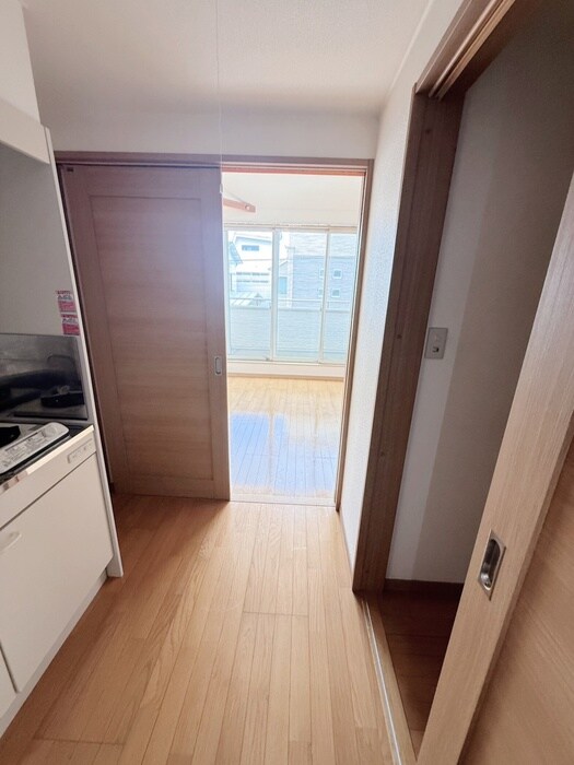 物件内観写真17　(廊下)