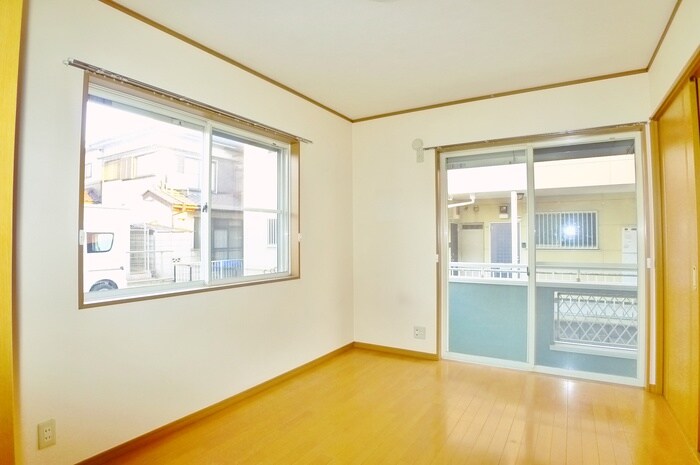 物件内観写真8　(居室)