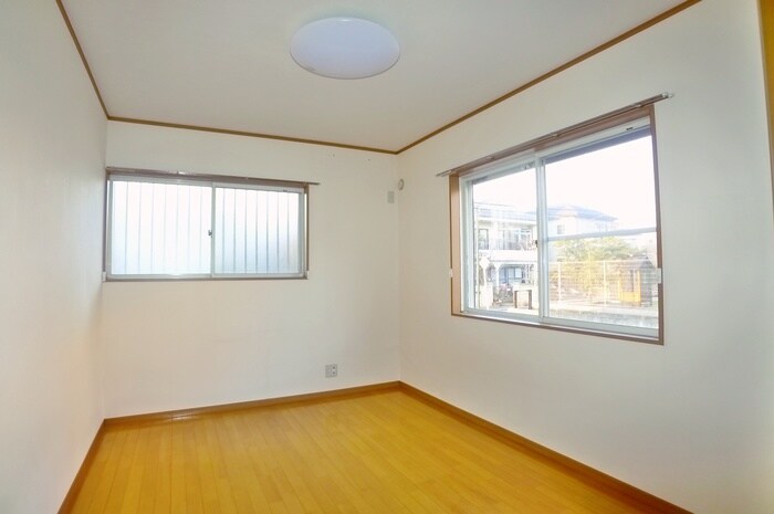 物件内観写真18　(居室)