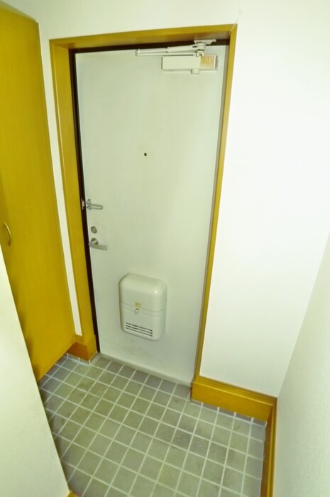 物件内観写真19　(玄関)