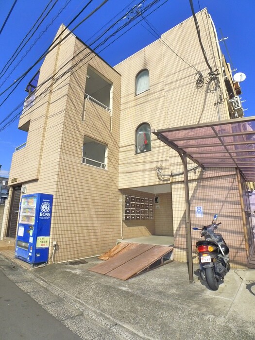 物件外観写真2　(外観写真)