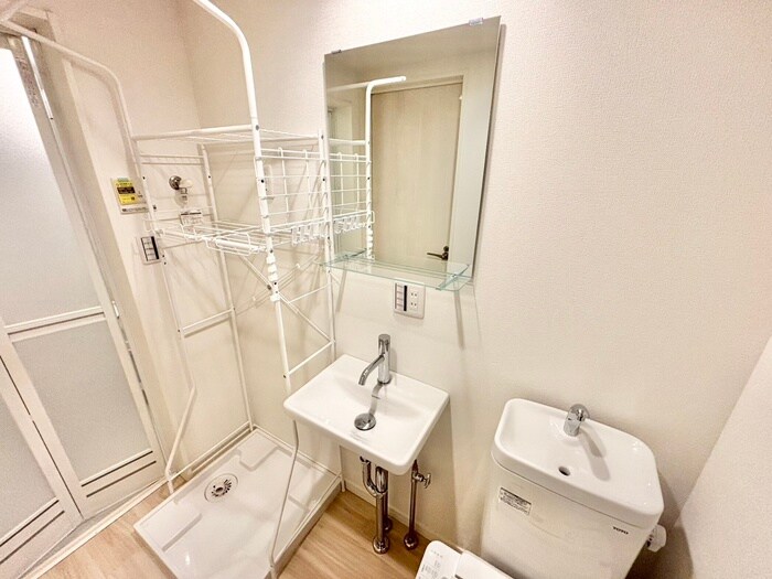 物件内観写真11　(洗面)