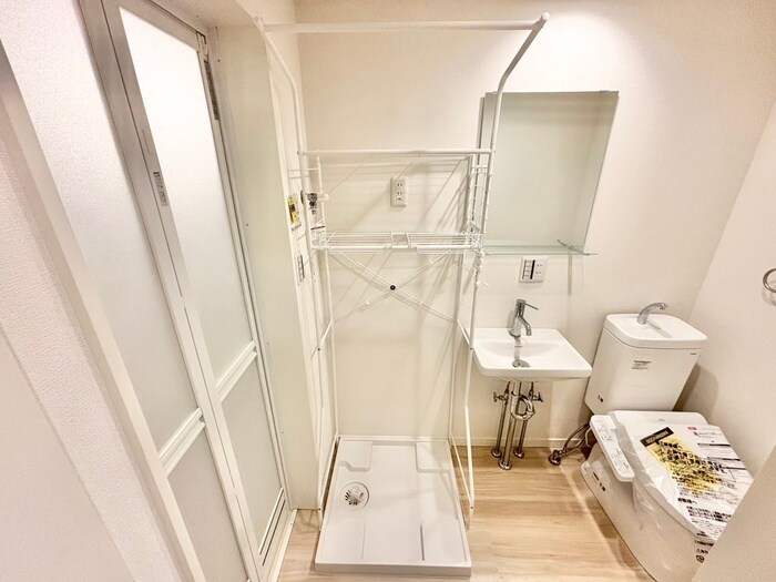 物件内観写真12　(洗濯機置場)