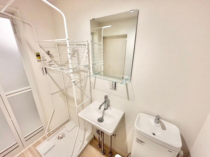 物件内観写真13　(洗面)