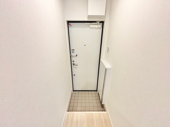 物件内観写真15　(玄関)
