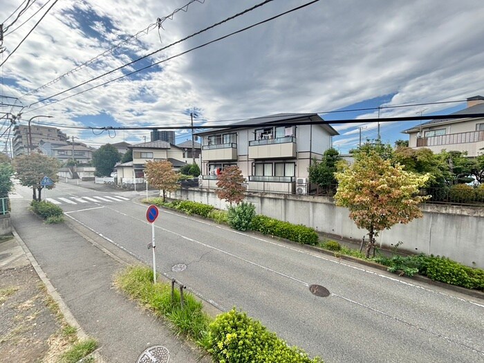 物件内観写真15　(室内からの展望)