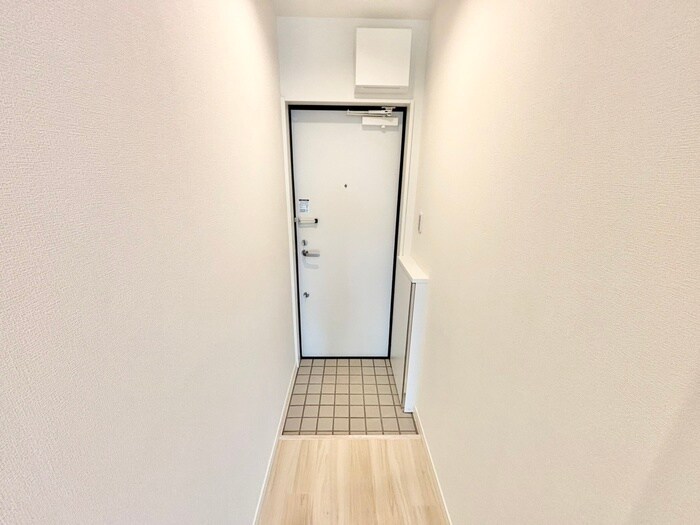 物件内観写真15　(玄関)