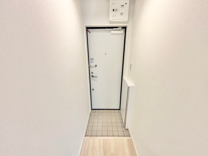 物件内観写真16　(玄関)