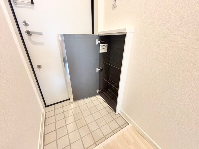 物件内観写真18　(靴箱)