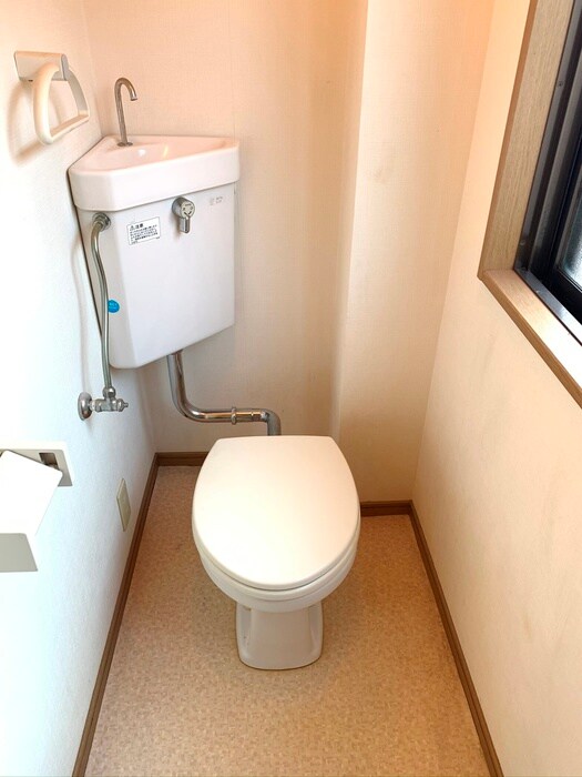 物件内観写真13　(トイレ)