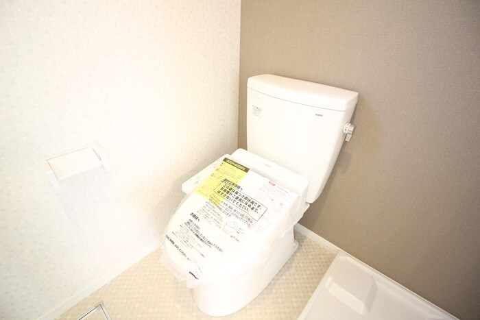 物件内観写真14　(トイレ)