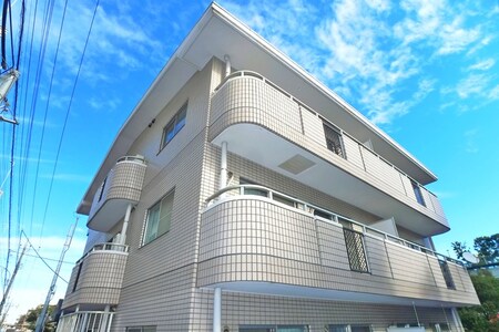 綾水ハイム外観写真
