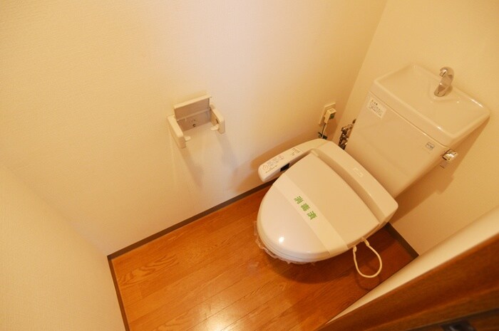 物件内観写真12　(トイレ)