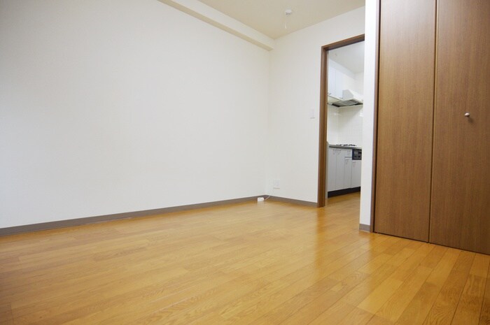 物件内観写真14　(居室)