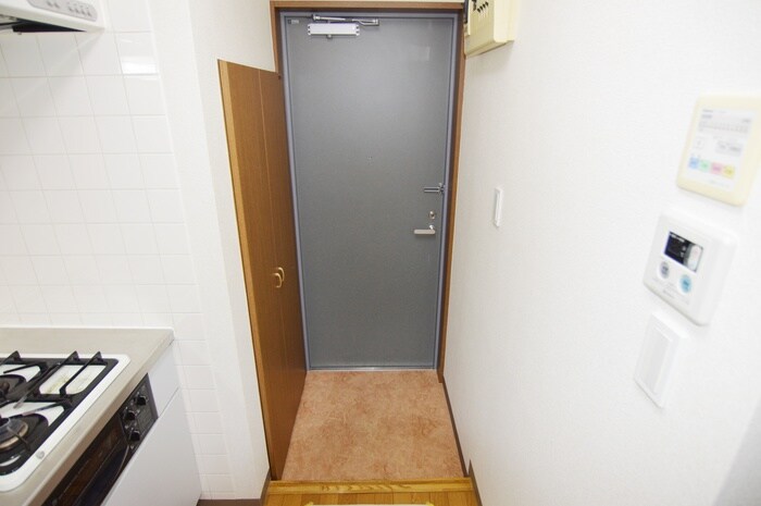 物件内観写真20　(玄関)