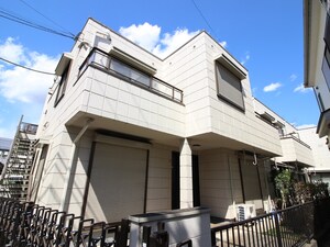 ホワイトレジデンス外観写真