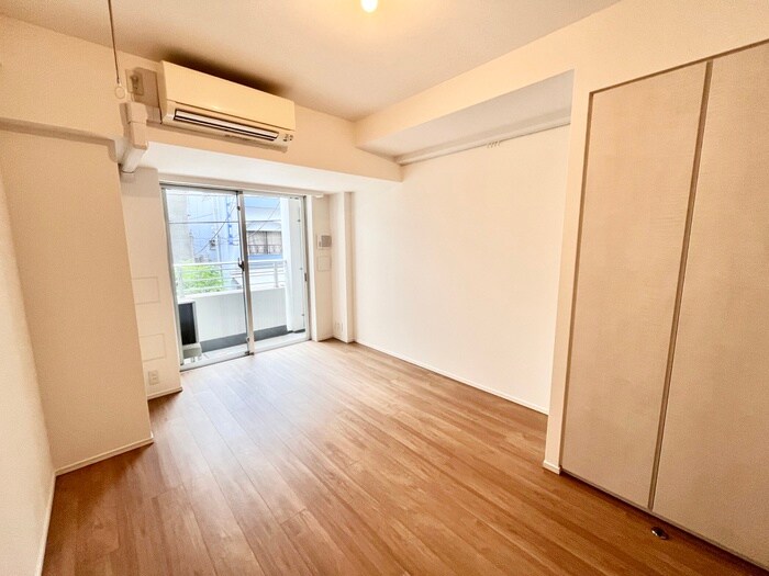 物件内観写真13　(居室)