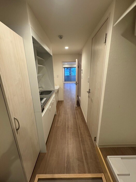 物件内観写真18　(廊下)