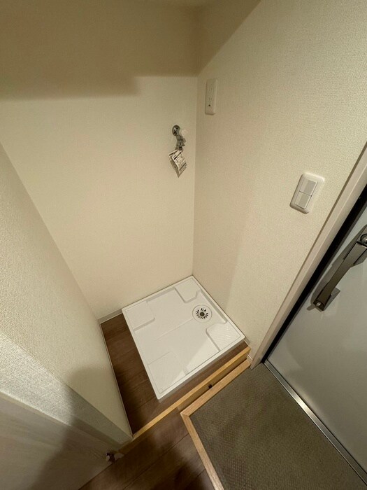 物件内観写真21　(洗濯機置場)