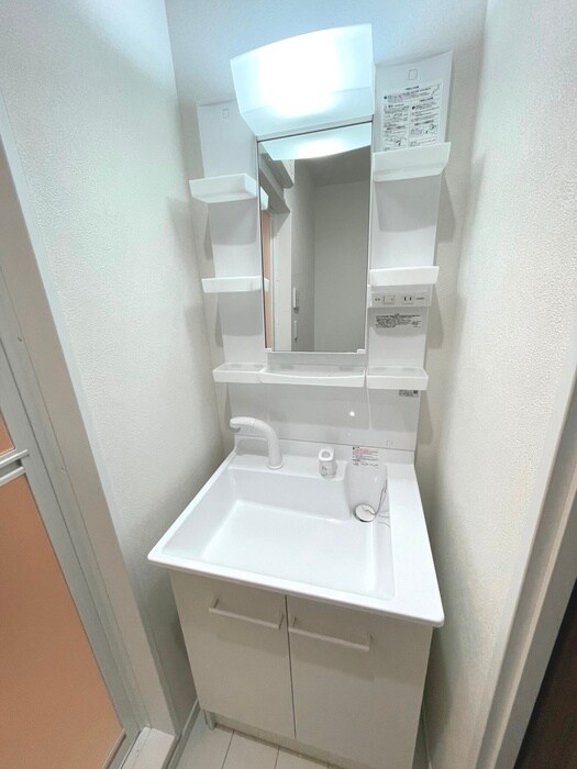 物件内観写真10　(洗面)