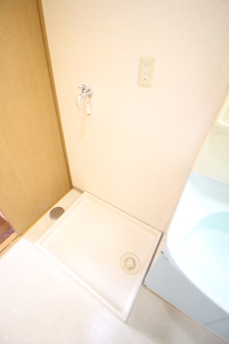 物件内観写真19　(洗濯機置場)